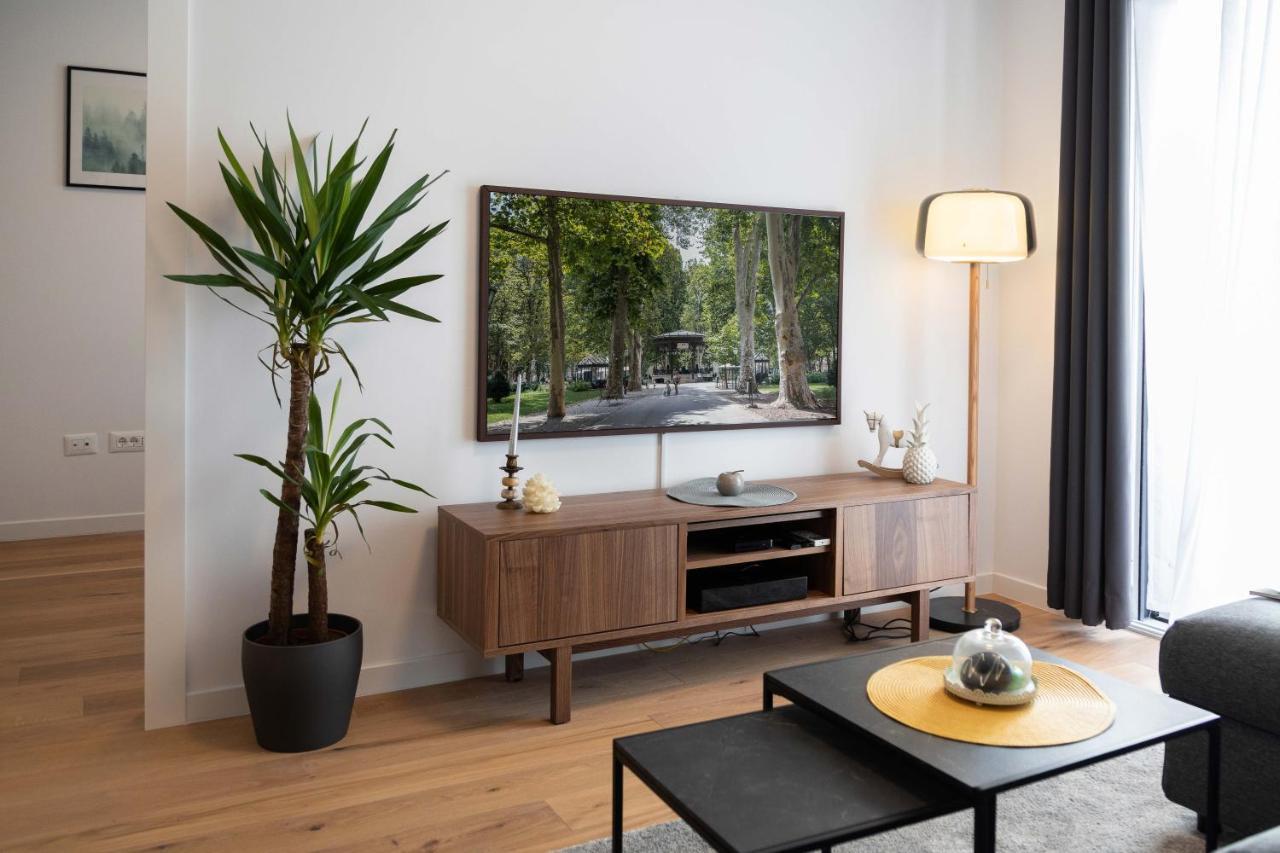 Design 2Bdr Apartment With Balcony- Free Parking Zagreb Ngoại thất bức ảnh