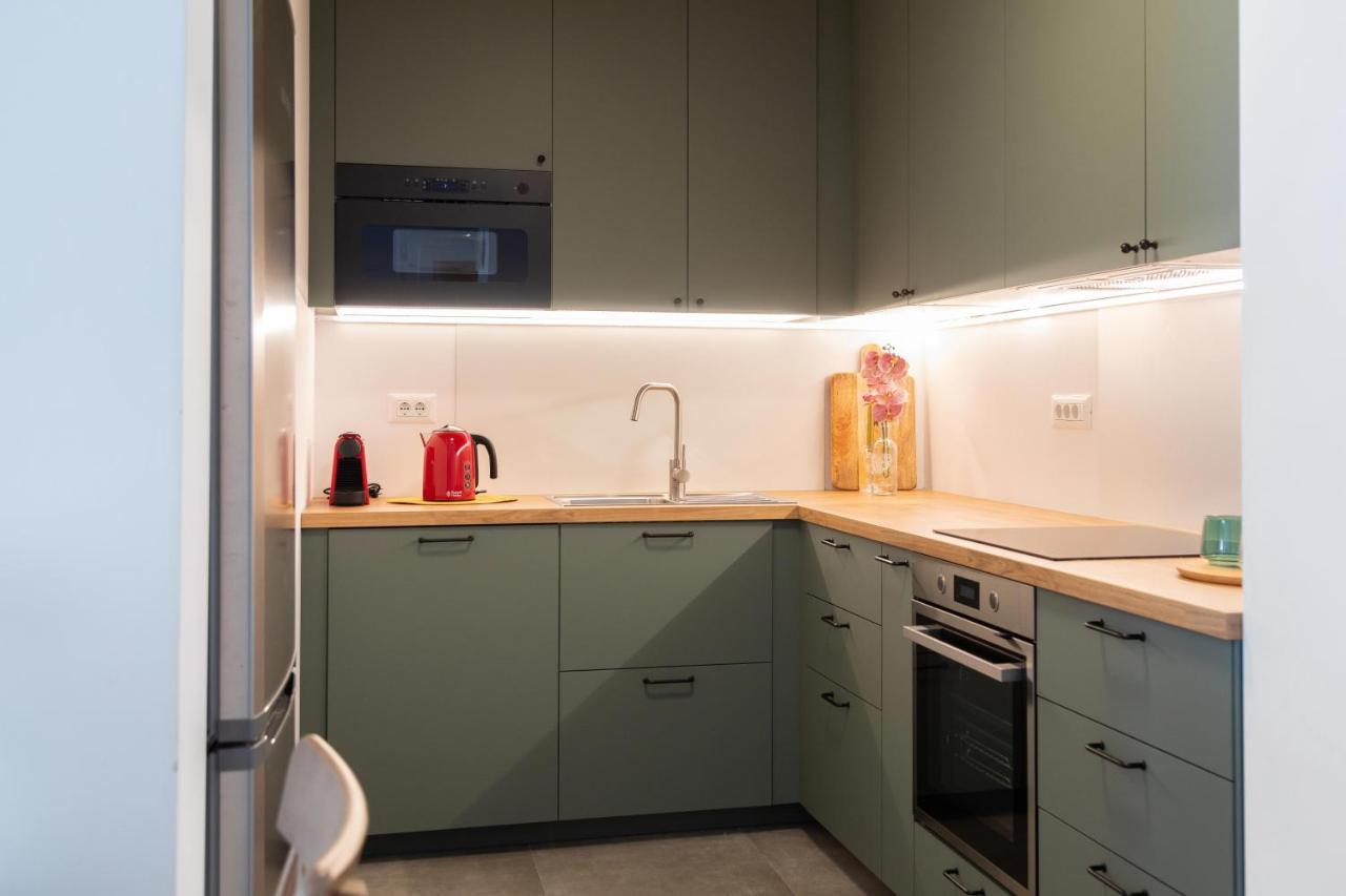 Design 2Bdr Apartment With Balcony- Free Parking Zagreb Ngoại thất bức ảnh