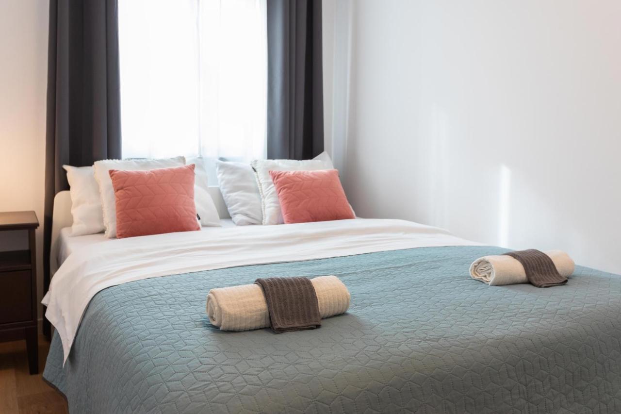 Design 2Bdr Apartment With Balcony- Free Parking Zagreb Ngoại thất bức ảnh